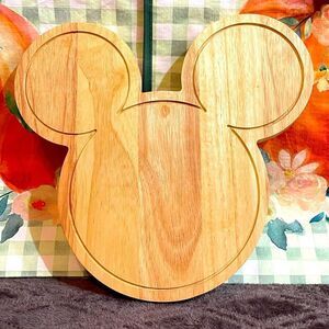 Disney Mickey Mouse wooden serving board NWT